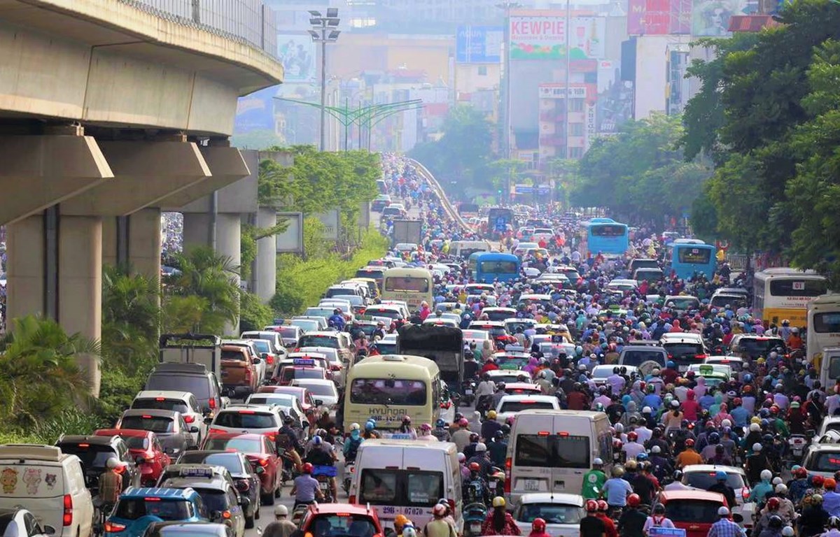 Hà Nội: Xe cá nhân tăng chóng mặt, ùn tắc càng ngày phức tạp