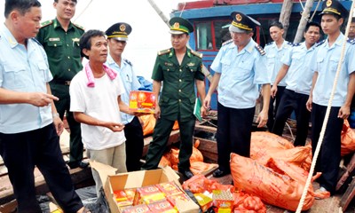 Tăng cường phòng, chống buôn lậu, vận chuyển trái phép pháo nổ qua biên giới