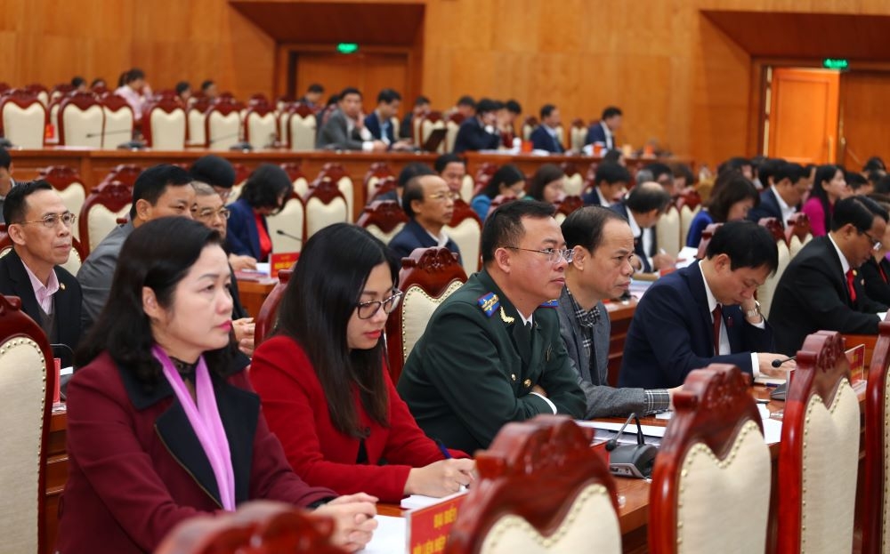 Trực tuyến: Kỳ họp thứ 12, HĐND tỉnh khóa XIII: Giải trình, chất vấn và trả lời chất vấn nhiều nội dung quan trọng Trực tuyến: Kỳ họp thứ 12, HĐND tỉnh khóa XIII: Giải trình, chất vấn và trả lời chất vấn nhiều nội dung quan trọng