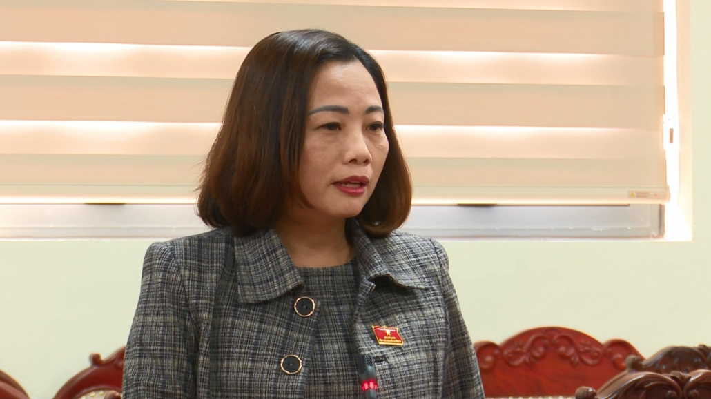 [Photo] Tập trung thảo luận, cho ý kiến vào các báo cáo, tờ trình, dự thảo nghị quyết trình tại Kỳ họp