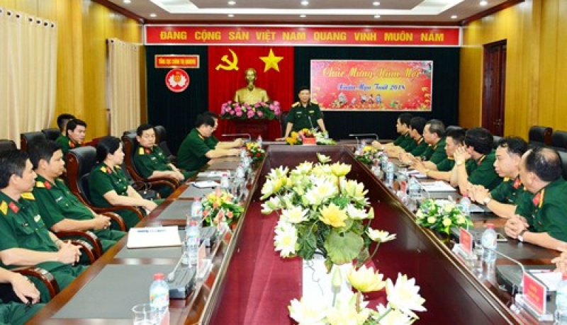 lanh dao tong cuc chinh tri tham chuc tet cac co quan don vi phia nam