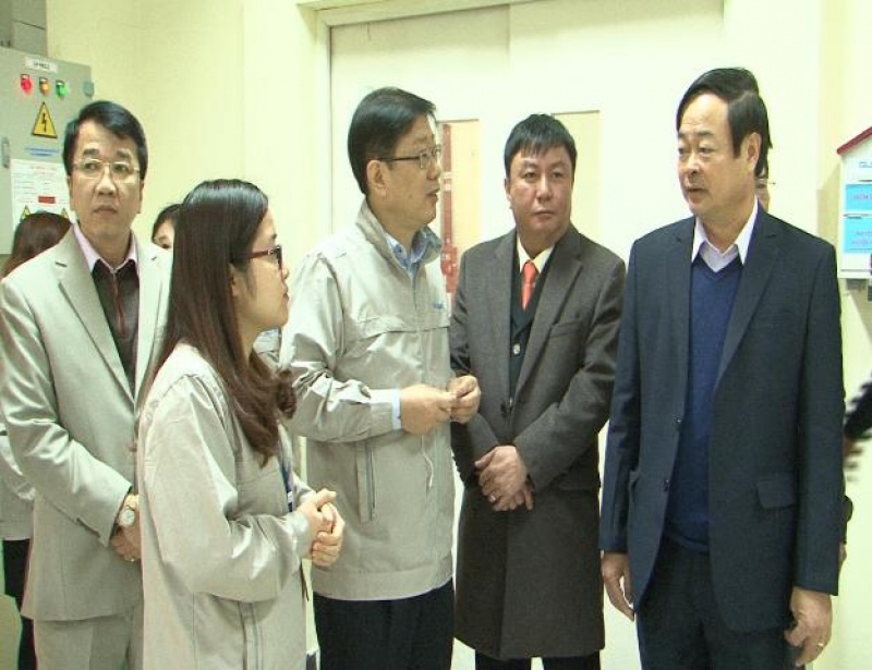 lanh dao tinh kiem tra tinh hinh san xuat dau nam