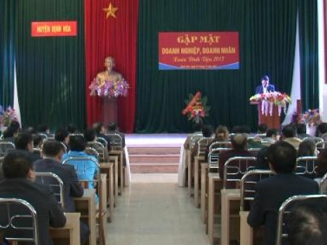 Định Hóa: Gặp mặt doanh nghiệp đầu năm 2017