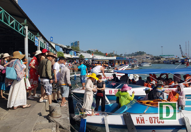 khach trung quoc nga den nha trang deu tang trong thang 1