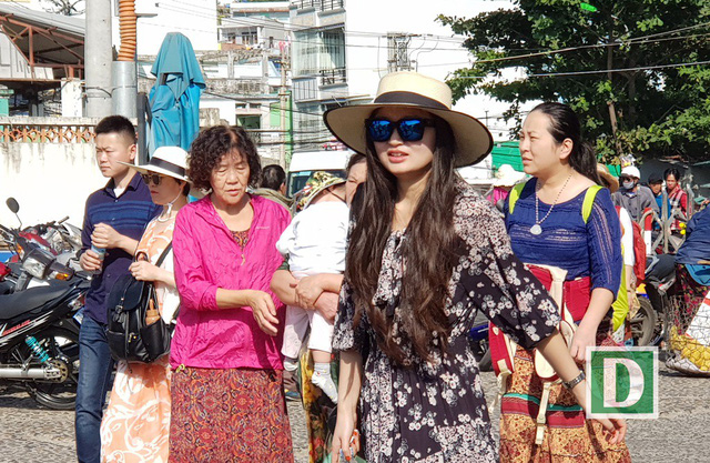 nha trang huong den khach trung quoc co muc chi tieu cao