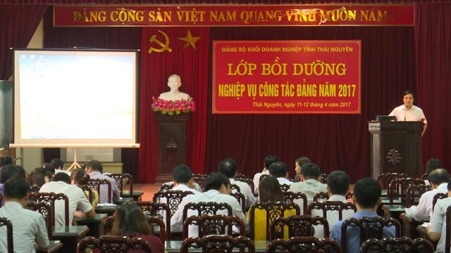 Bồi dưỡng nghiệp vụ công tác Đảng năm 2017