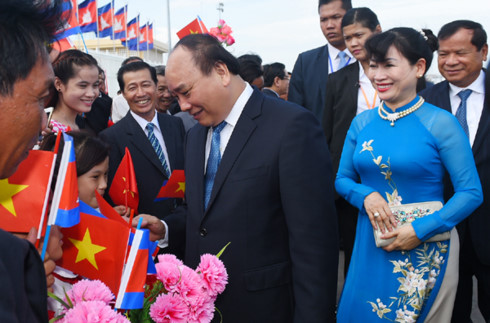 thu tuong den phnom penh bat dau tham chinh thuc campuchia