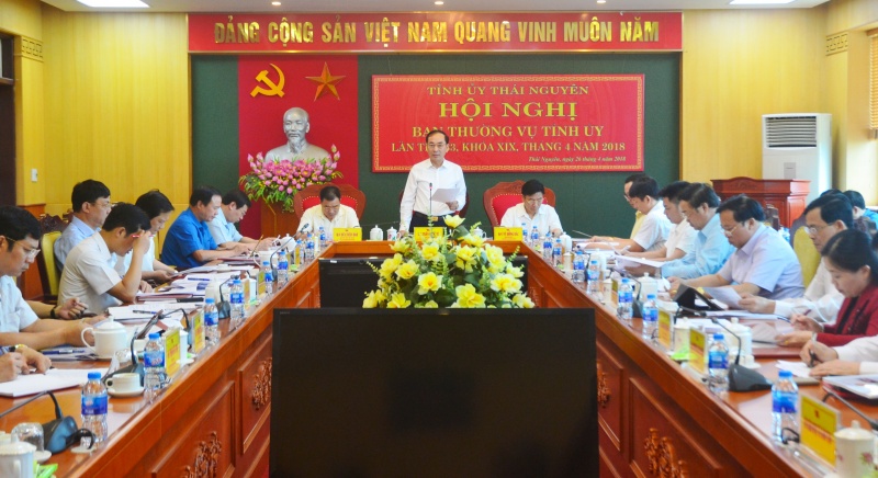 hoi nghi ban thuong vu tinh uy lan thu 33 thao luan cho y kien vao nhieu noi dung quan trong