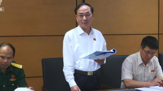 Đoàn Đại biểu Quốc hội tỉnh Thái Nguyên thảo luận tổ tại Kỳ họp thứ 5, Quốc hội khóa 14