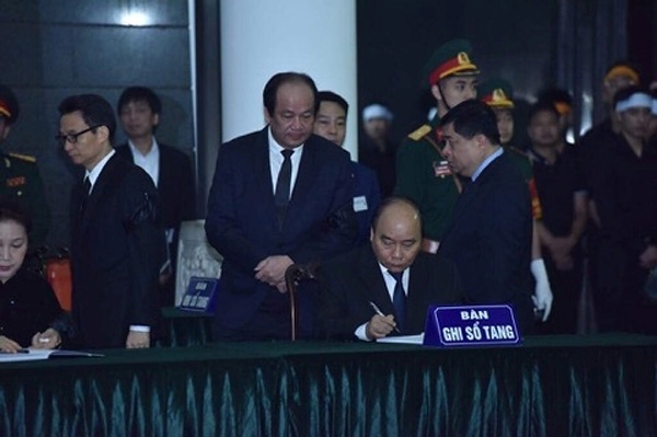 Lãnh đạo Đảng, Nhà nước viếng nguyên Chủ tịch nước Lê Đức Anh lanh dao dang nha nuoc vieng nguyen chu tich nuoc le duc anh