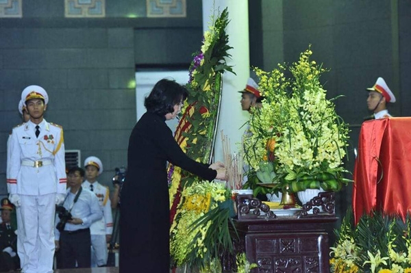 Lãnh đạo Đảng, Nhà nước viếng nguyên Chủ tịch nước Lê Đức Anh lanh dao dang nha nuoc vieng nguyen chu tich nuoc le duc anh