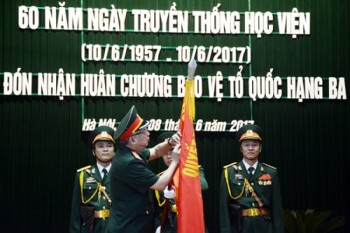 Học viện Khoa học Quân sự đón nhận Huân chương Bảo vệ Tổ quốc hạng Ba