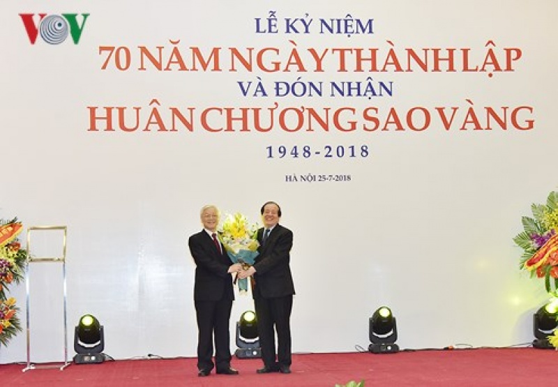 tong bi thu nguyen phu trong van nghe phai chieu sang doi song boi duong nang cao con nguoi