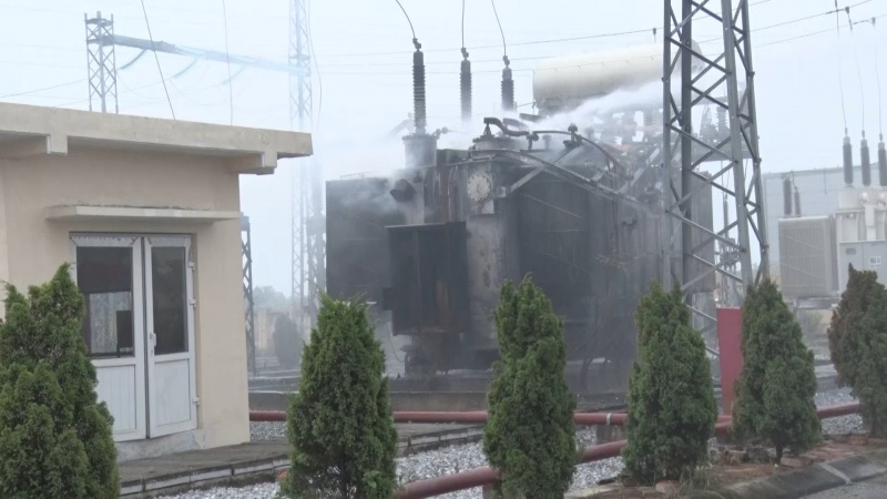 Khẩn trương khắc phục sự cố điện tại khu công nghiệp Yên Bình khan truong khac phuc su co dien tai khu cong nghiep yen binh