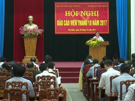 Ban Tuyên giáo Tỉnh ủy tổ chức Hội nghị báo cáo viên tháng 10