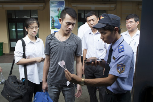 Ngành đường sắt sắp triển khai áp dụng hình thức soát vé tự động nganh duong sat sap trien khai ap dung hinh thuc soat ve tu dong