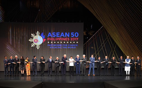 asean dong thuan ve bao ve va thuc day quyen cua nguoi lao dong di cu