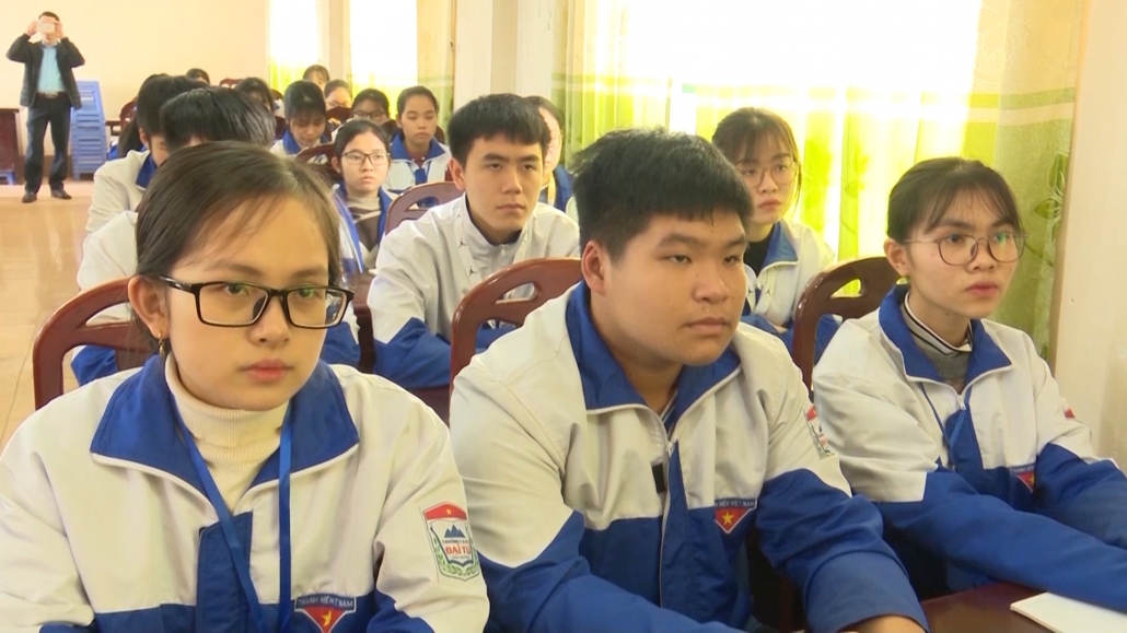 Đại Từ quan tâm tạo nguồn phát triển đảng viên Đại Từ quan tâm tạo nguồn phát triển đảng viên