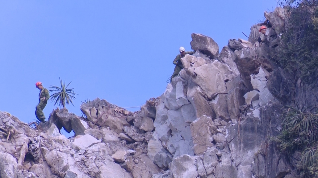 Xử lý dứt điểm tình trạng sạt lở núi Nà Khao giúp người dân yên tâm đón Tết Nguyên đán Xử lý dứt điểm tình trạng sạt lở núi Nà Khao giúp người dân yên tâm đón Tết Nguyên đán