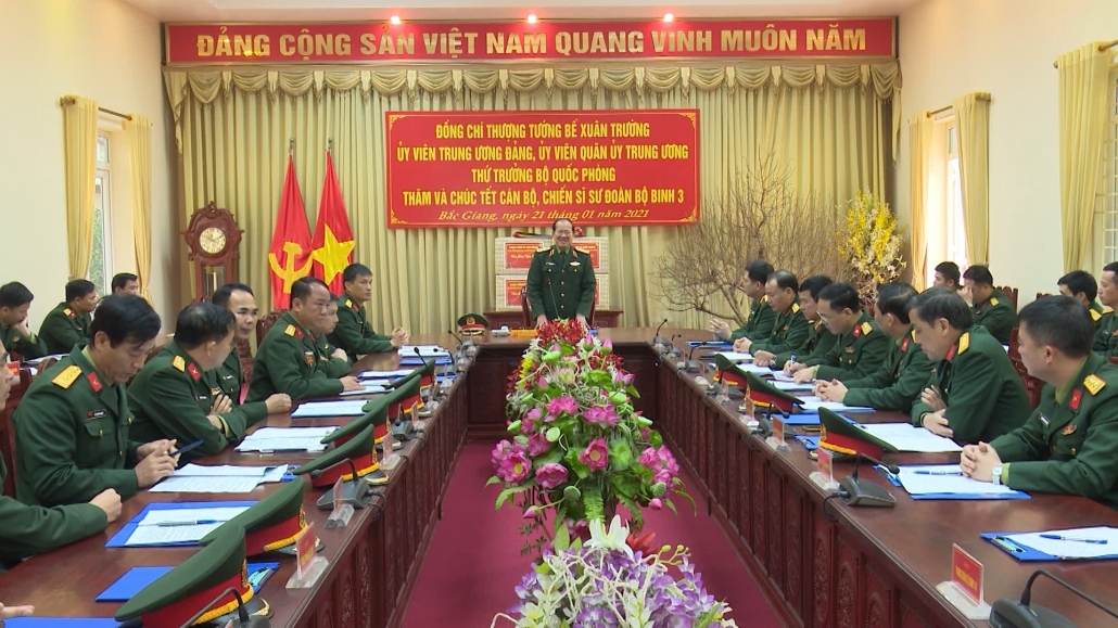 Thượng tướng Bế Xuân Trường chúc tết cán bộ, chiến sĩ Sư đoàn 3, Quân khu 1 (PS CTTS ngày 21.1) Thượng tướng Bế Xuân Trường chúc tết cán bộ, chiến sĩ Sư đoàn 3, Quân khu 1 (PS CTTS ngày 21.1)