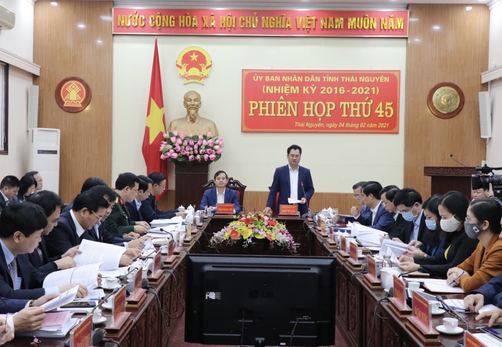 Phấn đấu hoàn thành toàn diện các mục tiêu, chỉ tiêu phát triển kinh tế-xã hội năm 2021 Phấn đấu hoàn thành toàn diện các mục tiêu, chỉ tiêu phát triển kinh tế-xã hội năm 2021