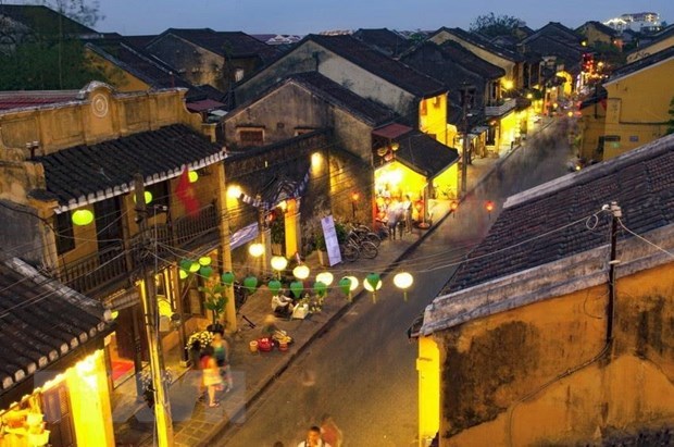 Quang Nam: Cac diem du lich tai Hoi An mo cua tro lai don khach hinh anh 1