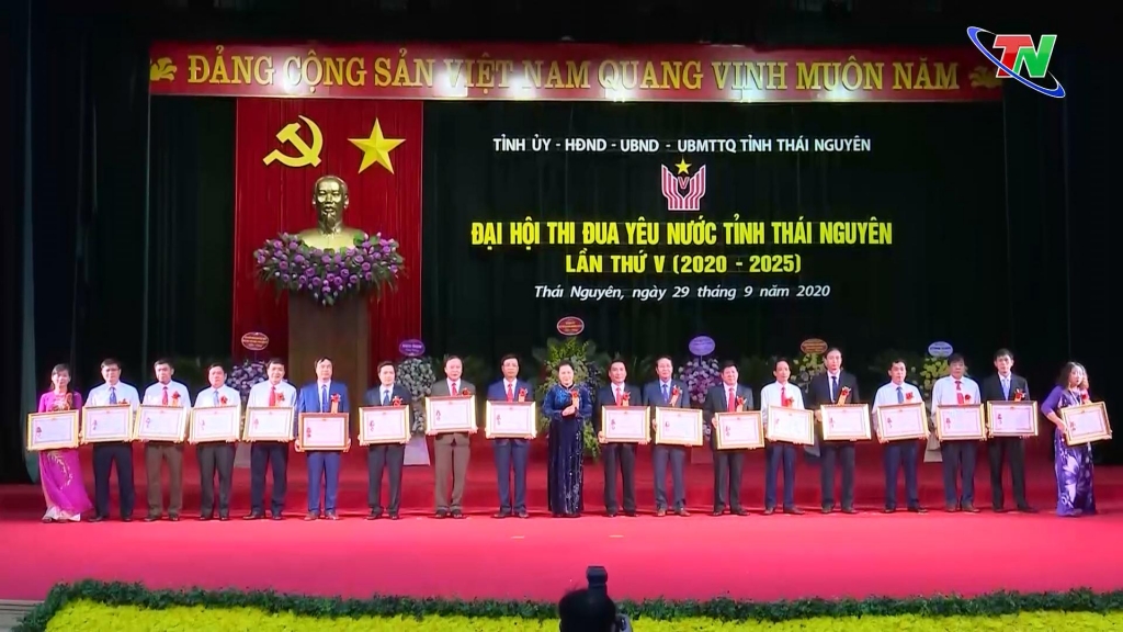 “Thi đua là yêu nước, yêu nước thì phải thi đua”