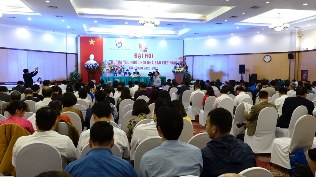 Thi đua yêu nước xây dựng tổ chức Hội ngày càng vững mạnh Thi đua yêu nước xây dựng tổ chức Hội ngày càng vững mạnh