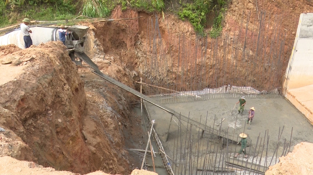 Sửa chữa, nâng cấp hồ đập từ nguồn vốn vay ngân hàng thế giới