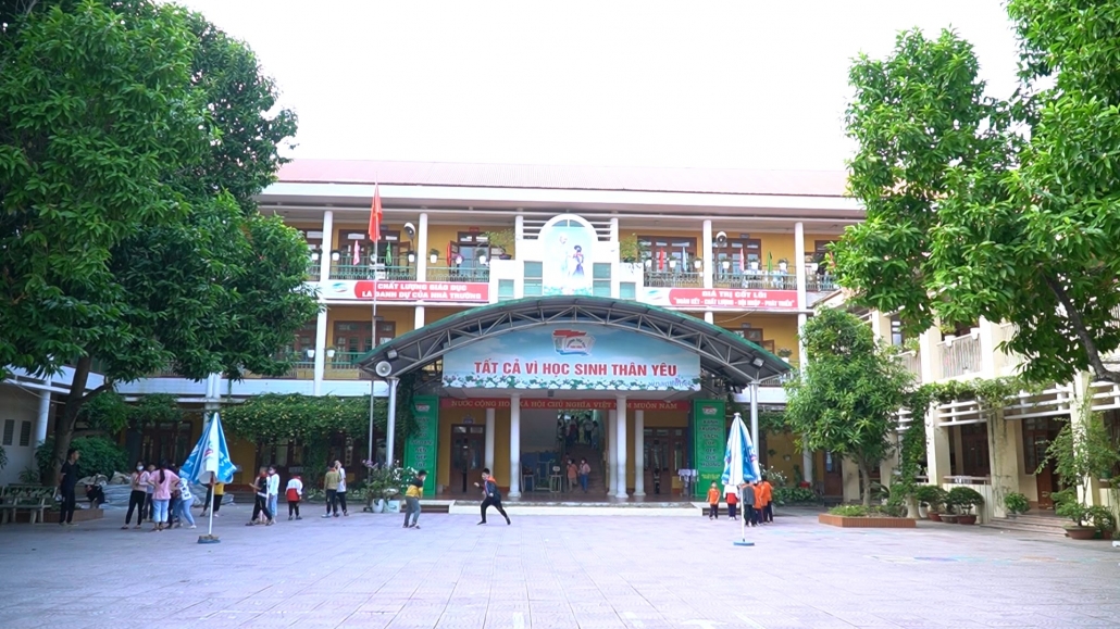 Giáo dục trong dòng chảy lịch sử địa phương Giáo dục trong dòng chảy lịch sử địa phương