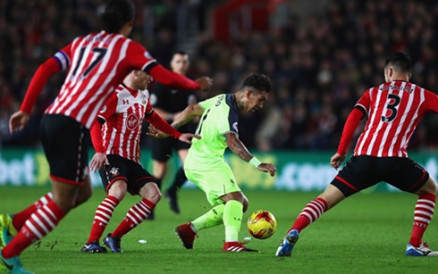 thi dau nhat nhoa liverpool thua xung dang truoc southampton