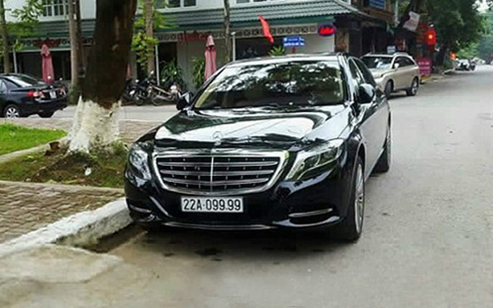 nhung chiec maybach s600 bien khung cua cac dai gia viet