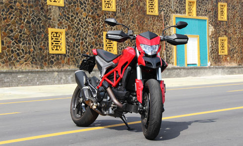 ducati hypermotard 939 xe off road cho gioi tre viet