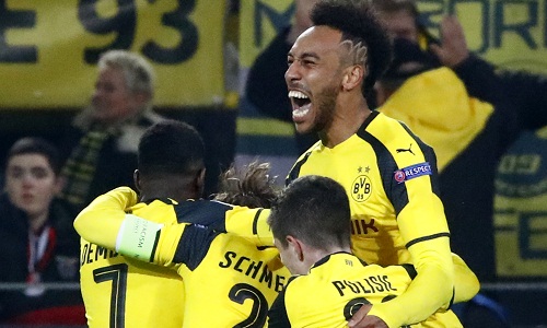 aubameyang lap hat trick dortmund loai benfica