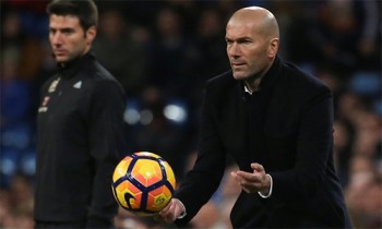 Zidane miễn nhiễm với 