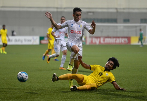 thang kich tinh phut cuoi ha noi fc tien gan vong knock out afc cup