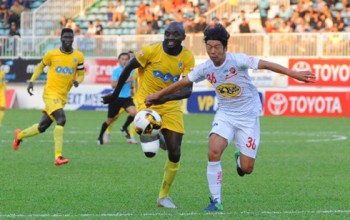 Sau vòng 12 V-League 2017: FLC Thanh Hóa &quot;ồn ào&quot; trở lại ngôi đầu