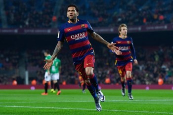 Dani Alves tái ngộ Barcelona: Ngày đó bên nhau ân tình