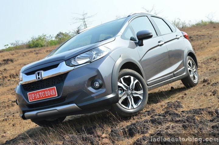 honda wr v gia 272 trieu dong chay hang