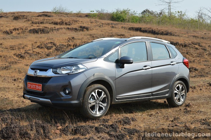 honda wr v gia 272 trieu dong chay hang