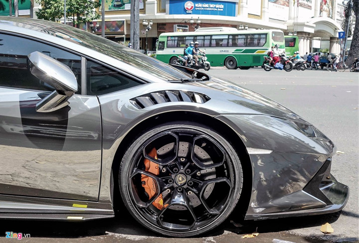 lamborghini huracan do body va dan chrome o sai gon