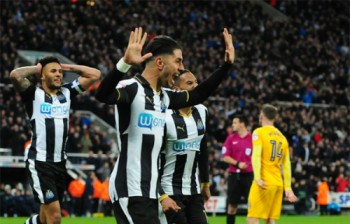 Newcastle giành quyền trở lại Ngoại hạng Anh