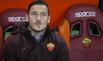 Totti làm Giám đốc AS Roma từ mùa giải 2017-2018