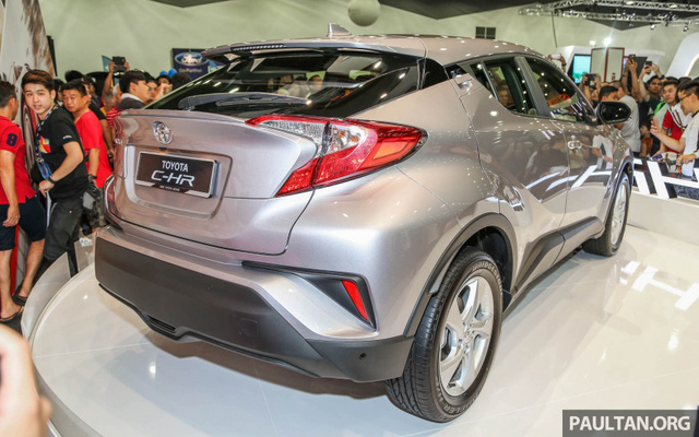 toyota c hr ruc rich ra mat thi truong asean