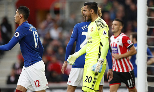 mourinho khong dung de gea trong ba tran cuoi mua