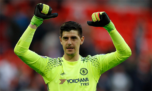 courtois gianh giai gang tay vang ngoai hang anh