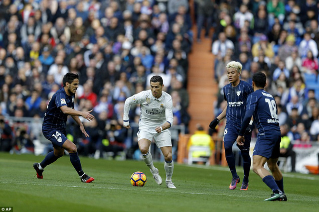 real madrid len ngoi vo dich la liga tai la rosaleda