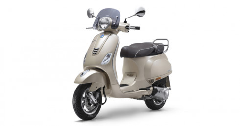 Vespa Elegante 150 Special Edition ra mắt tại Ấn Độ với giá 1.480 USD