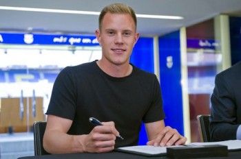 Ter Stegen ở Barca thêm 5 năm, nâng tiền phá vỡ hợp đồng lên 200 triệu đôla