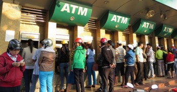 Cảnh báo trộm tiền bằng thẻ ATM giả